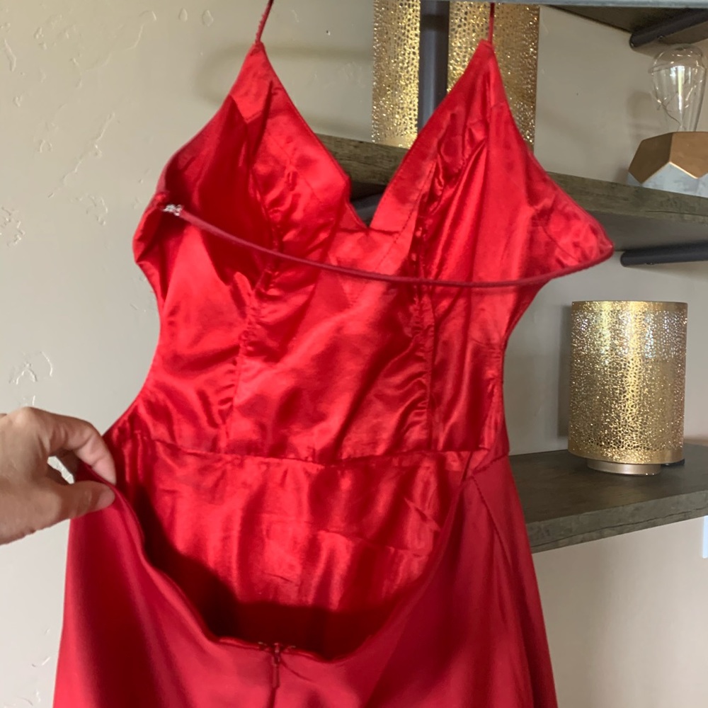 Formal Dress - Picture 4 of 4